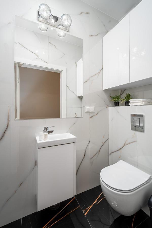 Warsaw Apartments Okrzei 12 Street Экстерьер фото